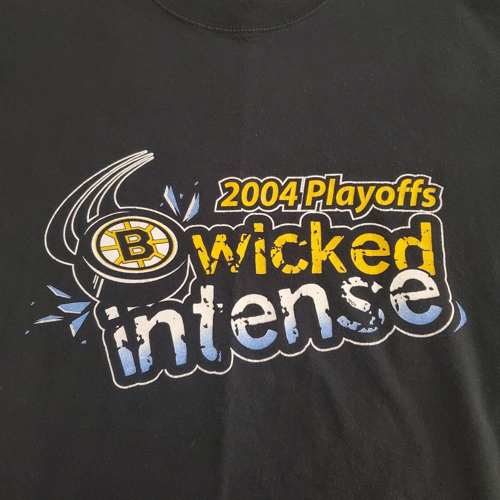 Vintage 2004 Boston Bruins Playoff Shirt (Size M)